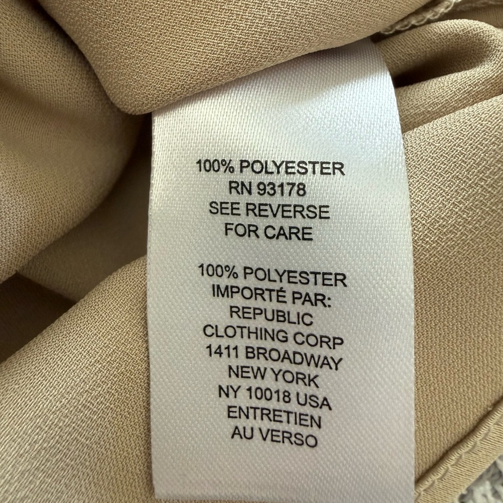 NWOT Tahari Gold Blouse - Picture 6 of 7